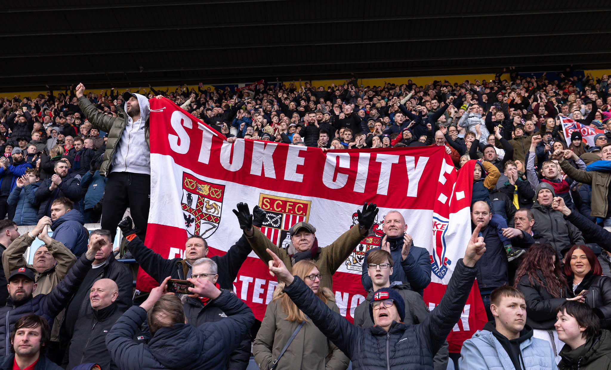 Zašto navijači Stouka pevaju Dilajla?