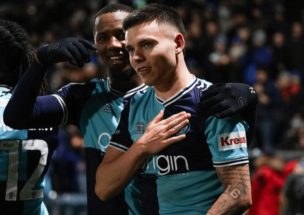 Isti igrač srušio Eksiter golovima u nadoknadi sa dva različita kluba u tri dana!