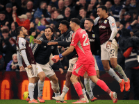 Da li je Aston Vila zvanično u trci za titulu?